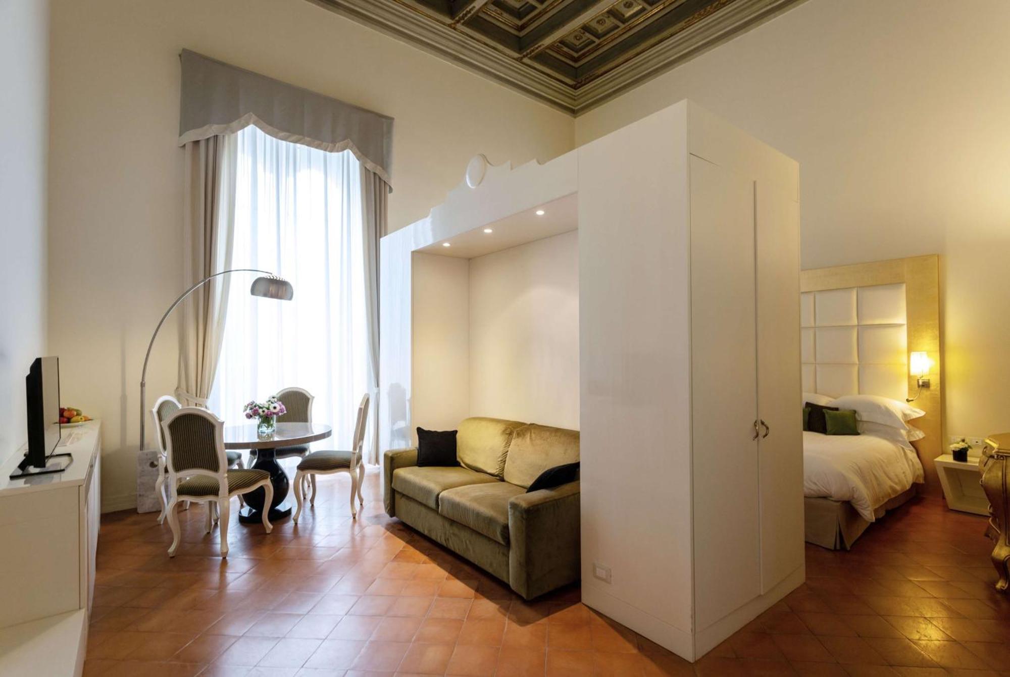 Hotel Palazzo Caracciolo Naples Extérieur photo